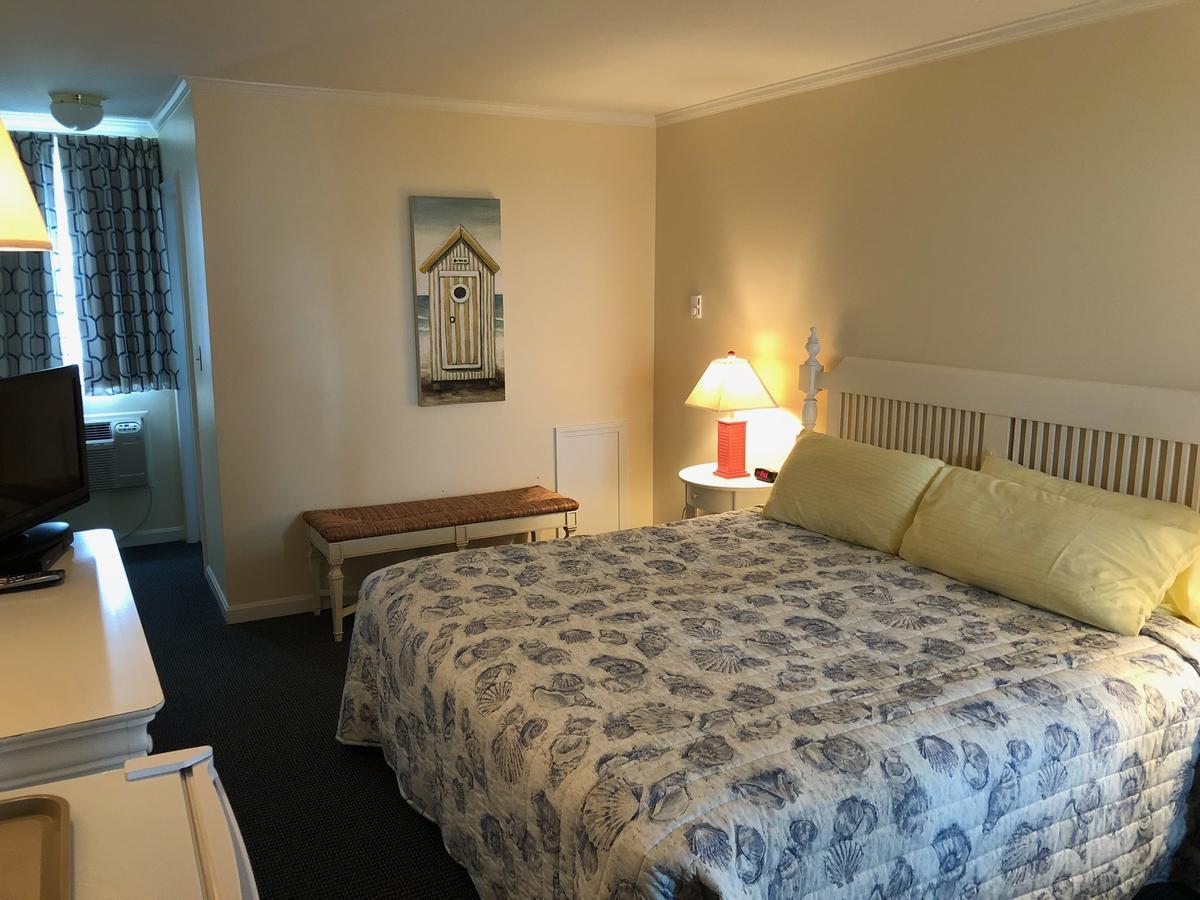 Adams Ocean Front Resort Дюи Бийч Екстериор снимка